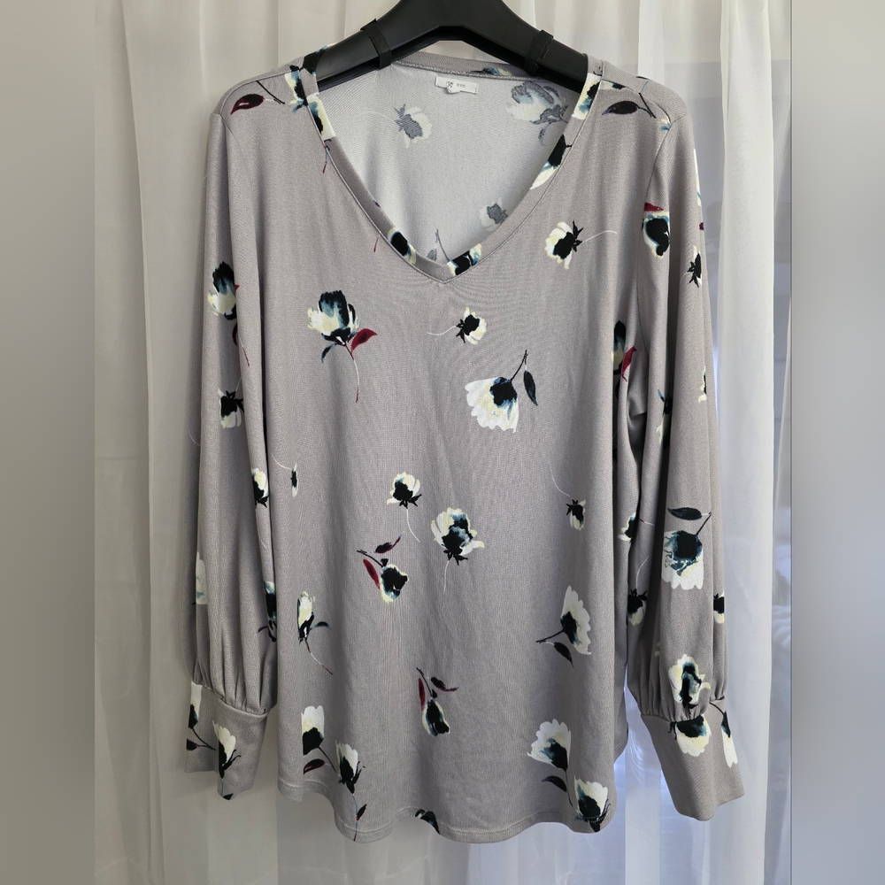 Maurices Gray Long Sleeve Relaxed Blouse